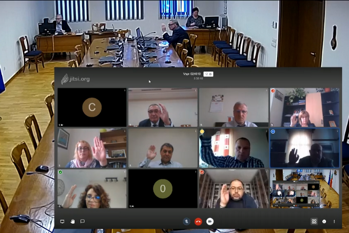 Аз не мога да определя програмата за работа на Народното